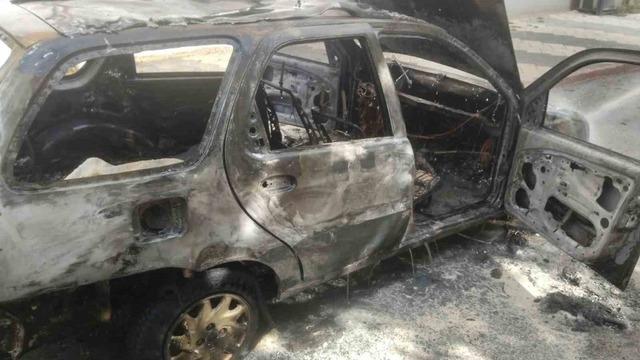 Yer: Eskişehir! Kundaklandığı iddia edilen otomobil küle döndü