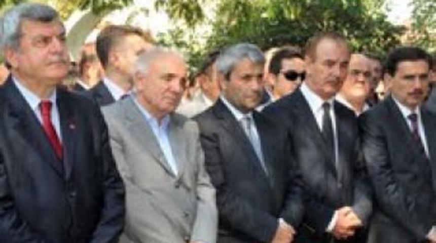 Başsavcı &Ouml;zler&rsquo;in acısını paylaştılar