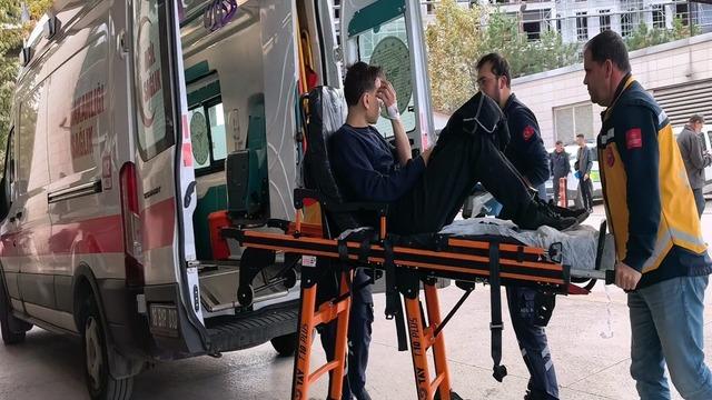 Motosikletin tekerini tamir etmeye çalışırken parmağı koptu