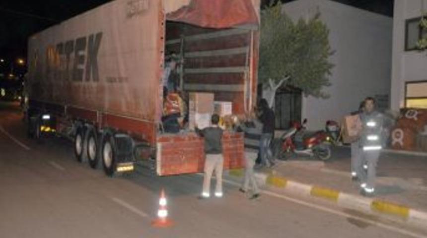 Konacık'tan Van'a bir TIR yardım malzemesi g&ouml;nderildi