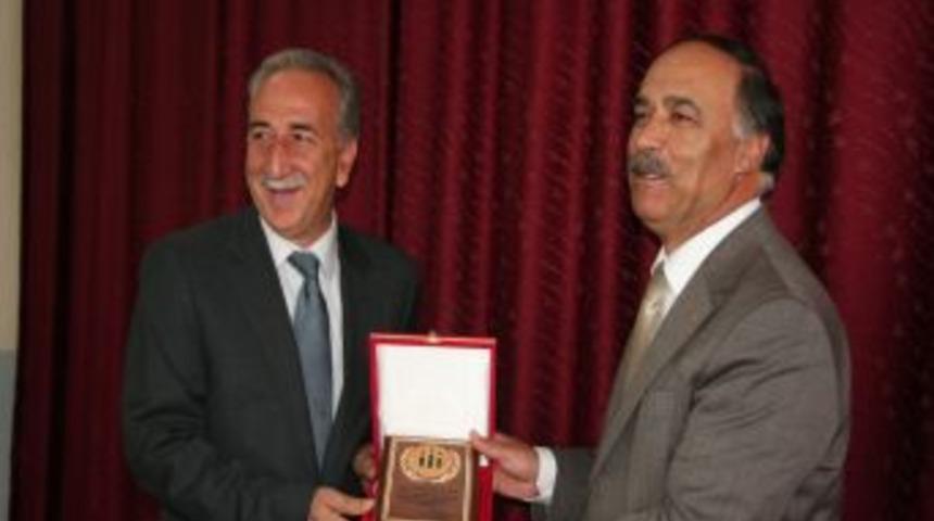 Malatya Meslek Y&uuml;ksek Okulu'nda g&ouml;rev değişimi