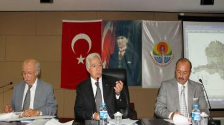 MHP&rsquo;li Aslan: Doğalgaz &ccedil;alışmaları i&ccedil;in yollarımız keşmekeş i&ccedil;inde