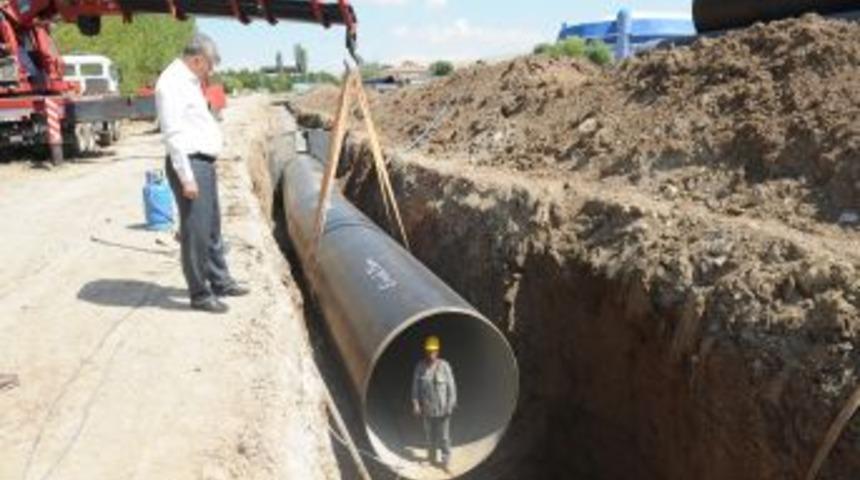 Başkent'te i&ccedil;me suyu hatları &ccedil;elik borularla yenileniyor