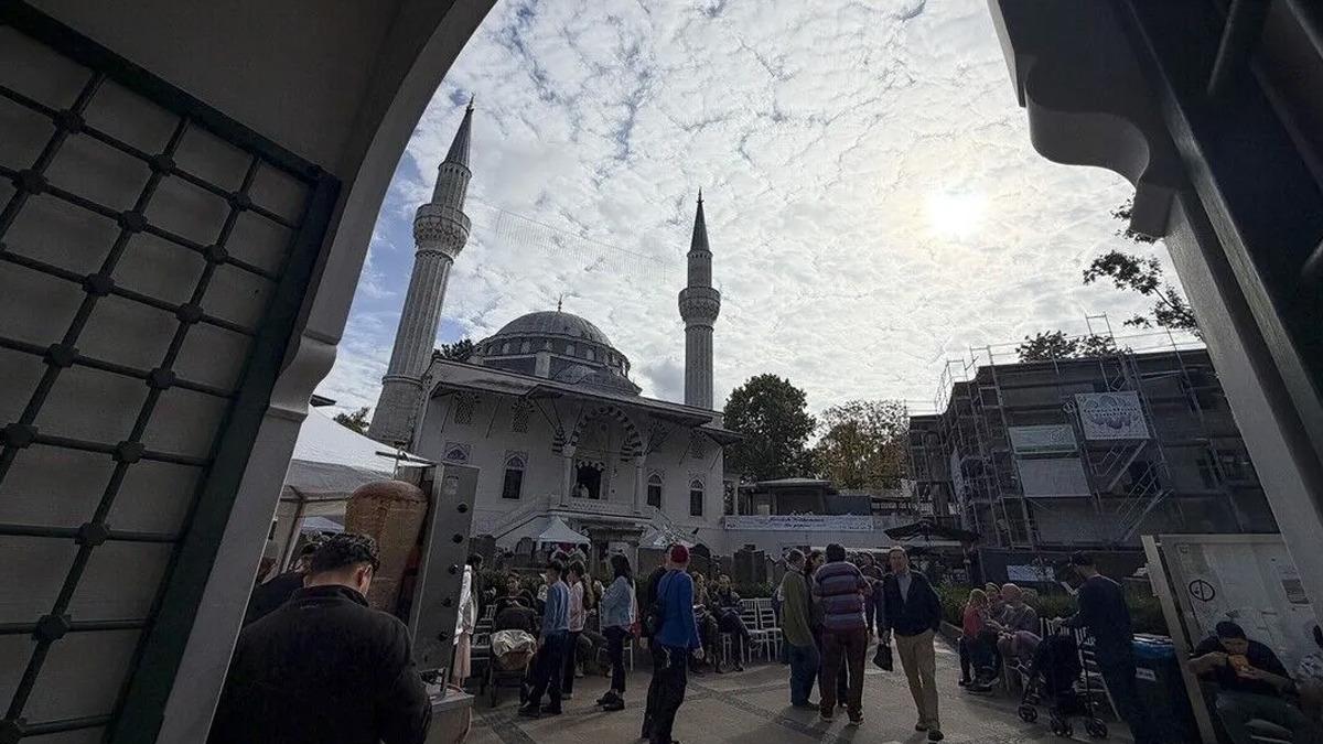 Almanya da "Açık Cami Günü" etkinliği düzenlendi 3