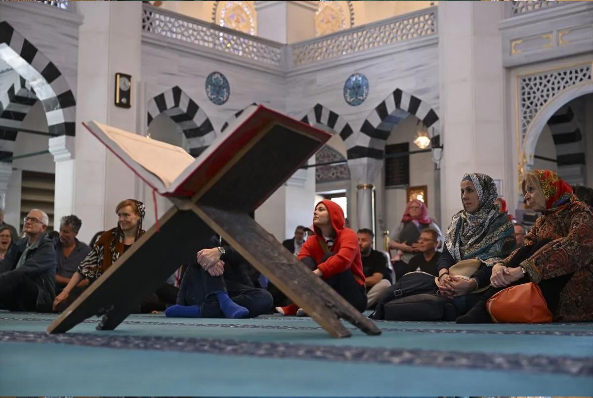 Almanya da "Açık Cami Günü" etkinliği düzenlendi 1