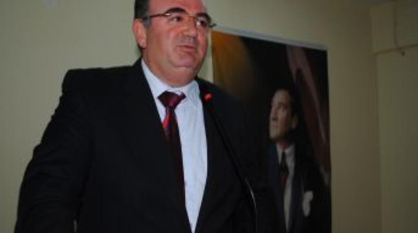 Manvagat'ta okullara geri d&ouml;n&uuml;ş&uuml;ml&uuml; plastik bidonlar konuluyor