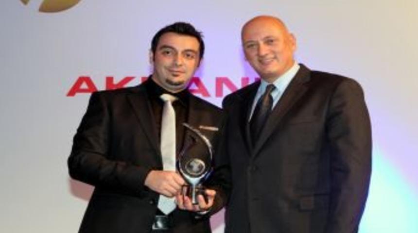 indirdik.com ile &uuml;niversiteli girişimci &ouml;d&uuml;l&uuml;n&uuml; kazandı