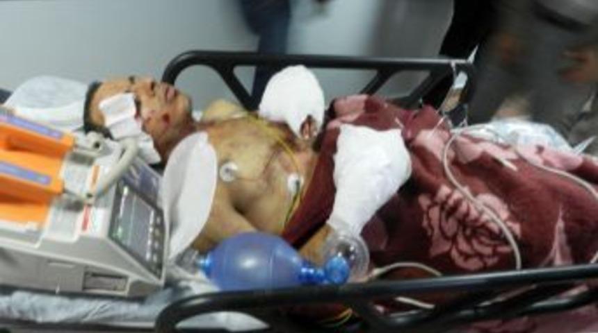 Okulu kana bulamak isteyen ter&ouml;ristin bomba elinde patladı