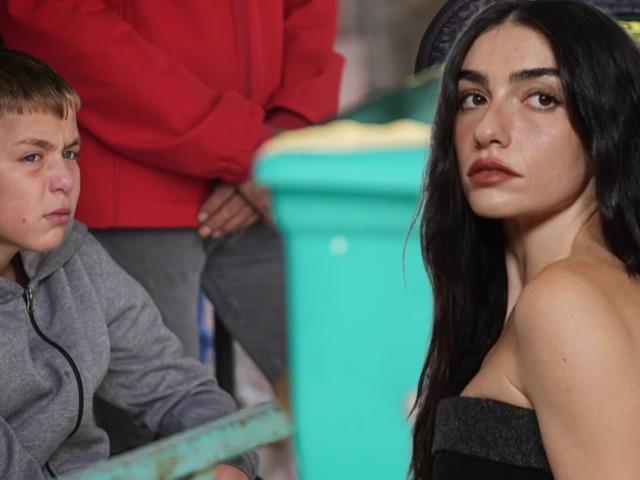 &Ouml;d&uuml;l alırken konuşmakta zorlandı! Sitem dolu s&ouml;zler