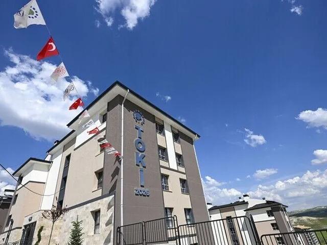 22 Eyl&uuml;l'de başladı, yoğun ilgi var: İşte TOKİ y&uuml;zde 25 indirim şartları