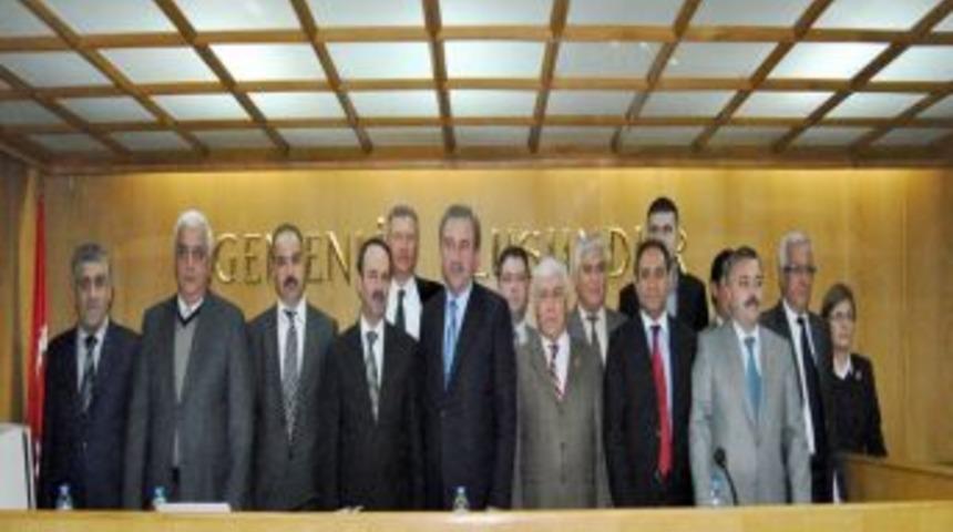 Edremit Belediye Meclisi, 61 yıllık binada son defa toplandı