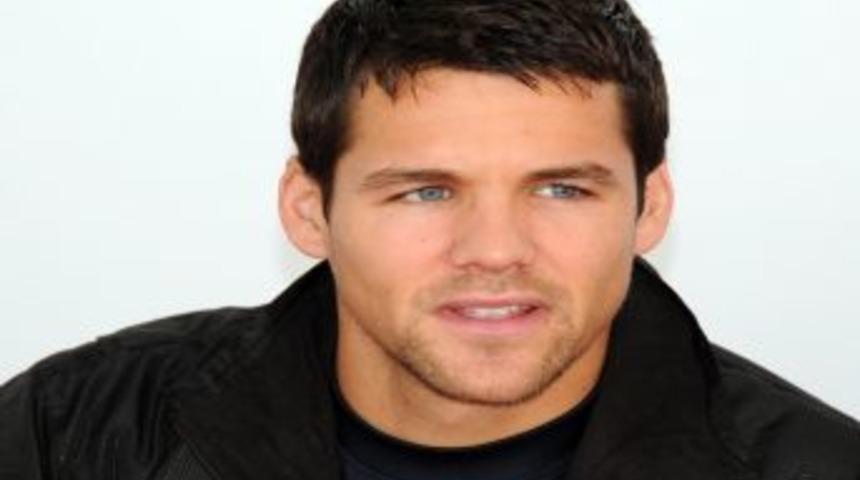 Manisaspor ma&ccedil; hasılatını depremzedeler, Polis ve Mehmet&ccedil;ik vakıflarına verecek