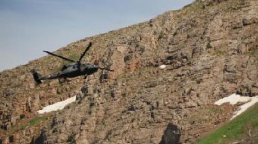 Tunceli'de çatışma; 2 yaralı