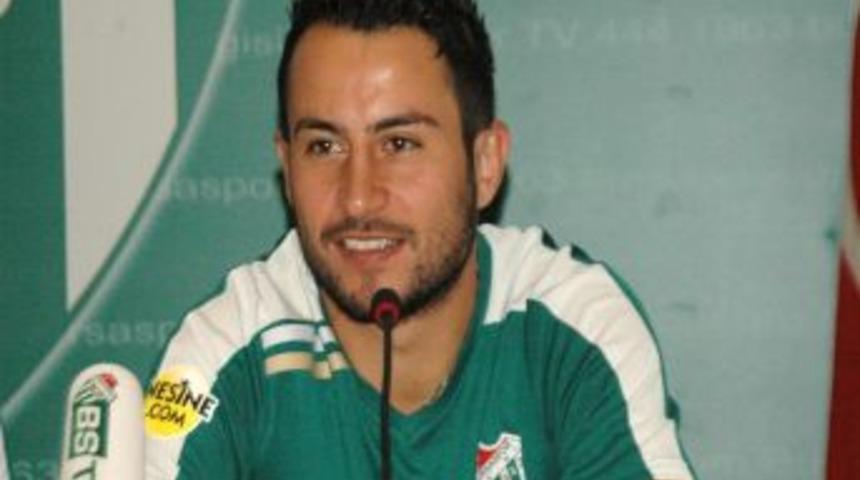 Bursasporlu Ozan İpek ve Mehmet Sak, Belediyespor ma&ccedil;ı ile seri yakalayacağız