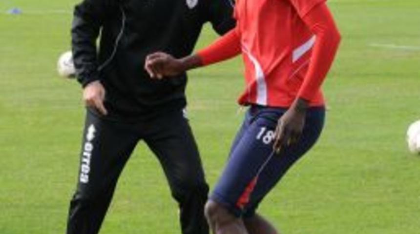 Samsunspor'da hedef &uuml;&ccedil; puan