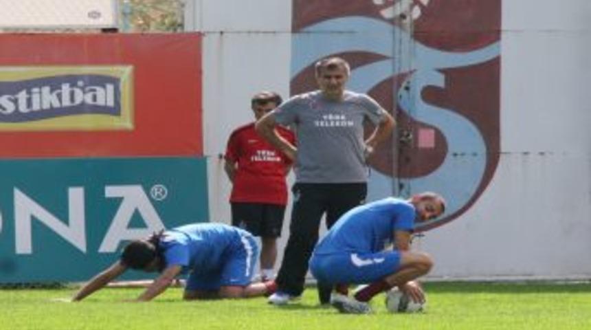 Trabzonspor, Ankarag&uuml;c&uuml;'ne hazırlanıyor