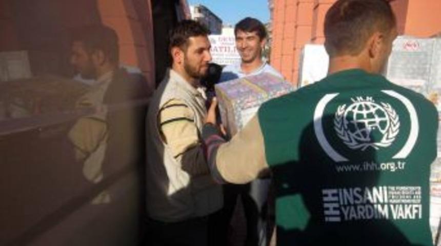 İHH Van'daki &ccedil;ocukları unutmadı