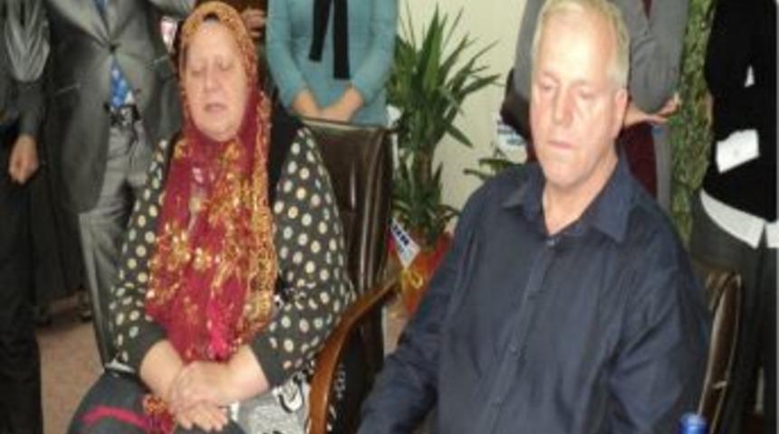 &Uuml;nye'ye geldiler, M&uuml;sl&uuml;man oldular