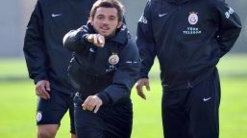 Galatasaray'da Mersin İdman Yurdu ma&ccedil;ı hazırlıkları s&uuml;r&uuml;yor