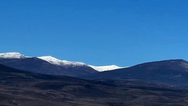 Kars’ın mevsimin ilk karı dağlara düştü
