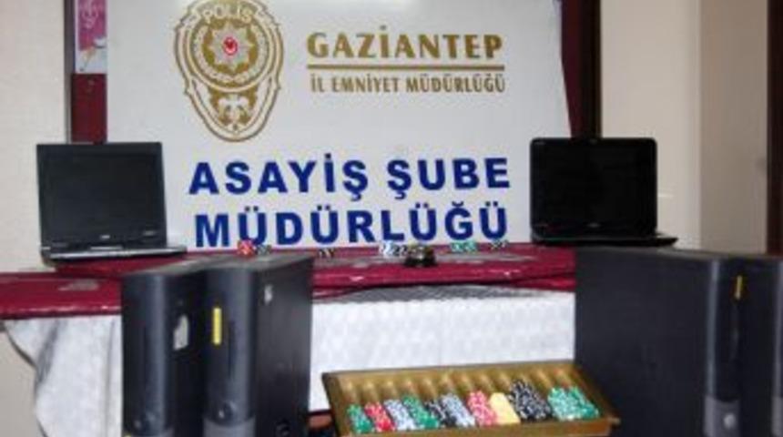 L&uuml;ks villayı kumarhaneye &ccedil;evirmişler