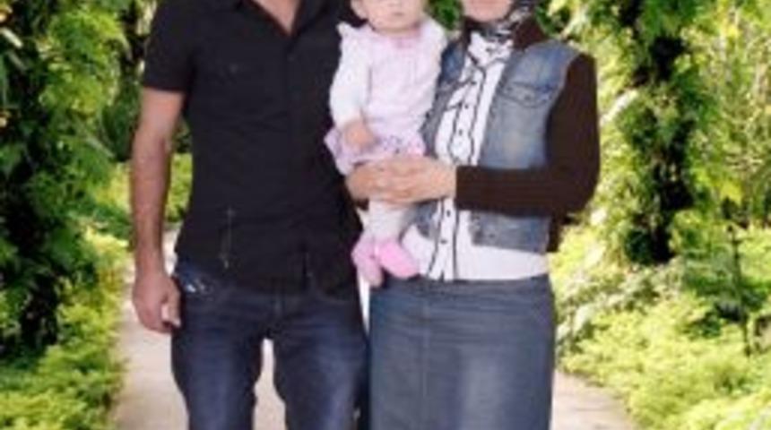 Aile fotoğrafı &ccedil;ektiren &ccedil;ift, aynı g&uuml;n kazada hayatını kaybetti