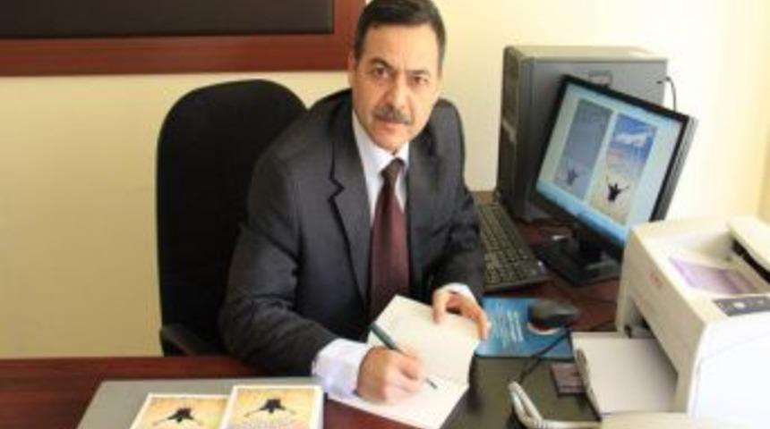 Başbakan&rsquo;ın cezaevindeki mektup arkadaşlarını arıyor