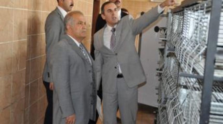 Vali Şentürk: Yozgat’ta üretilen beç tavuğu kene savar olarak kullanılacak