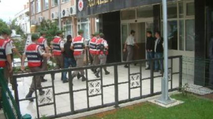 Altınları i&ccedil;in komşusunu &ouml;ld&uuml;rm&uuml;ş
