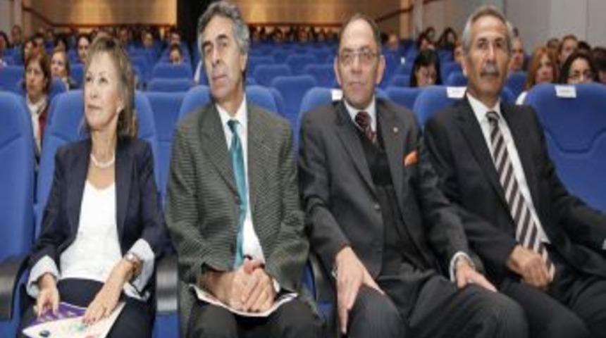 İzmir&rsquo;deki b&uuml;rokrasi AB&rsquo;ye hazırlanıyor