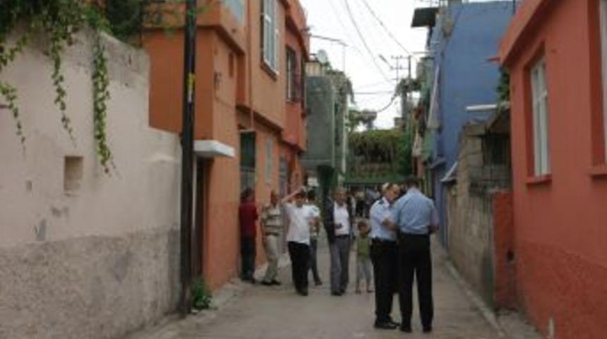 Adana'da silahlı saldırı: 1'i ağır 2 kadın yaralandı