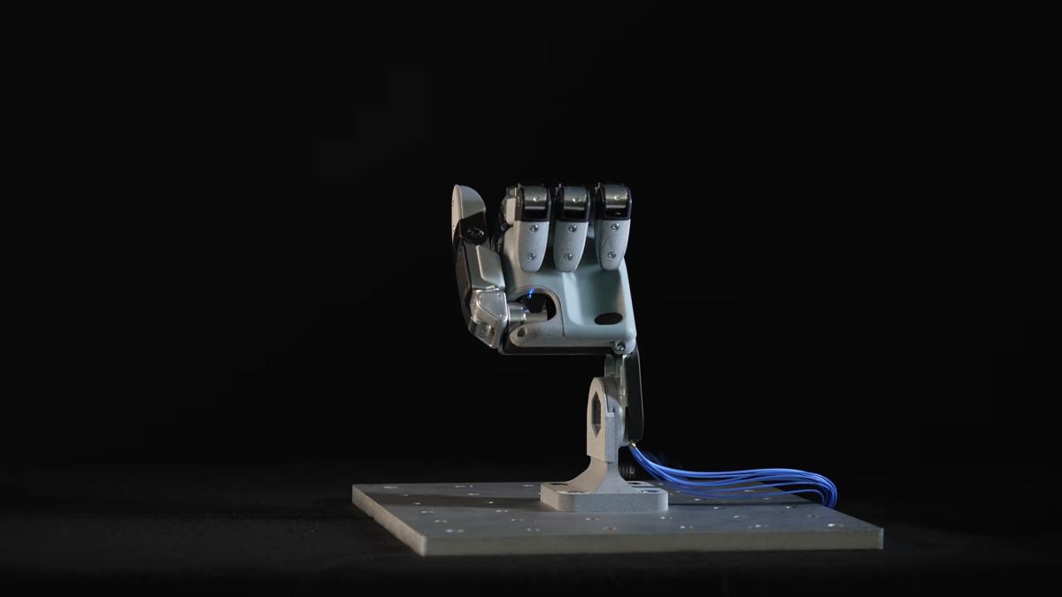 Boston Dynamics, Atlas’ın yeni ellerini tanıttı: Matkap bile kullanabiliyor! 2