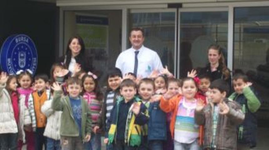 Minikler ekmek &uuml;retimini g&ouml;rd&uuml;, tasarrufun &ouml;nemini kavradı