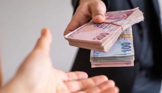 Kredi ve bor&ccedil; y&uuml;k&uuml; altında kalanlar dikkat! Uzmanından kritik uyarı