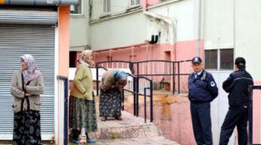 'Eşime g&ouml;z koydu' cinayeti