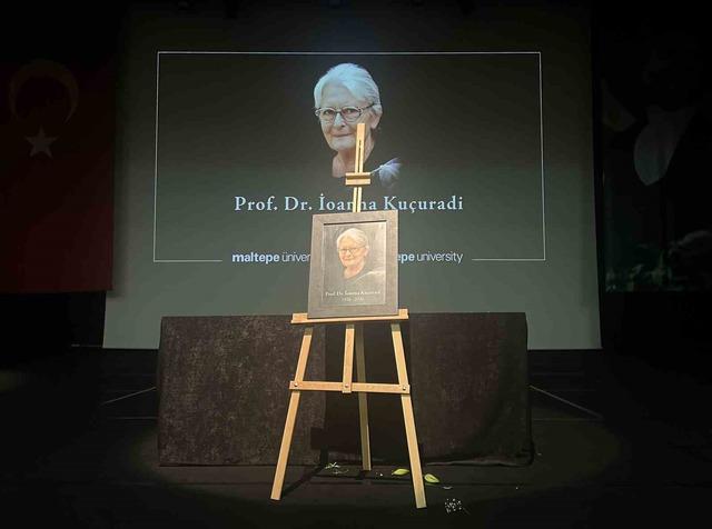 Hocaların hocasına veda: Prof. Dr. İoanna Kuçuradi son yolculuğuna uğurlandı 1