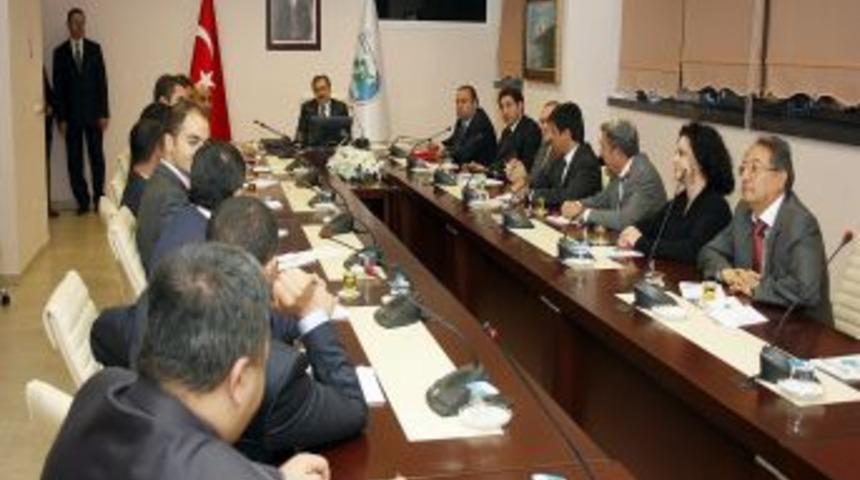 Bakan Eroğlu: Hidroelektrik santrallerin faydasını vatandaşa anlatmalıydık