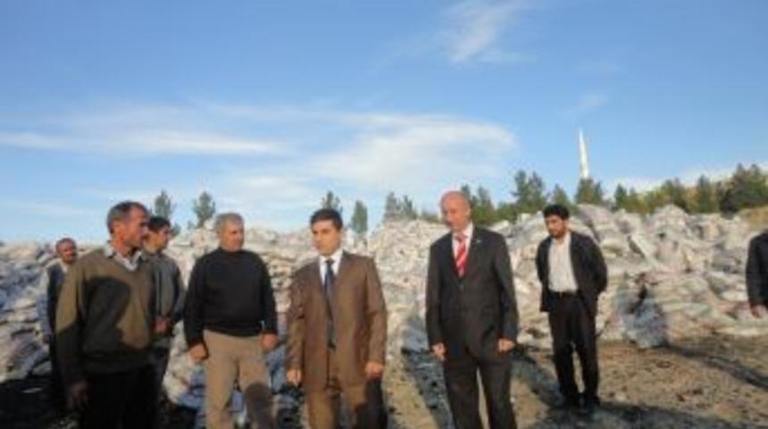 Siirt Valiliği, Kurban Bayramı'nda yardıma muhta&ccedil; vatandaşları g&uuml;ld&uuml;r&uuml;yor