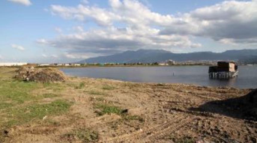 K&ouml;rfez sahiline 350 d&ouml;n&uuml;ml&uuml;k park