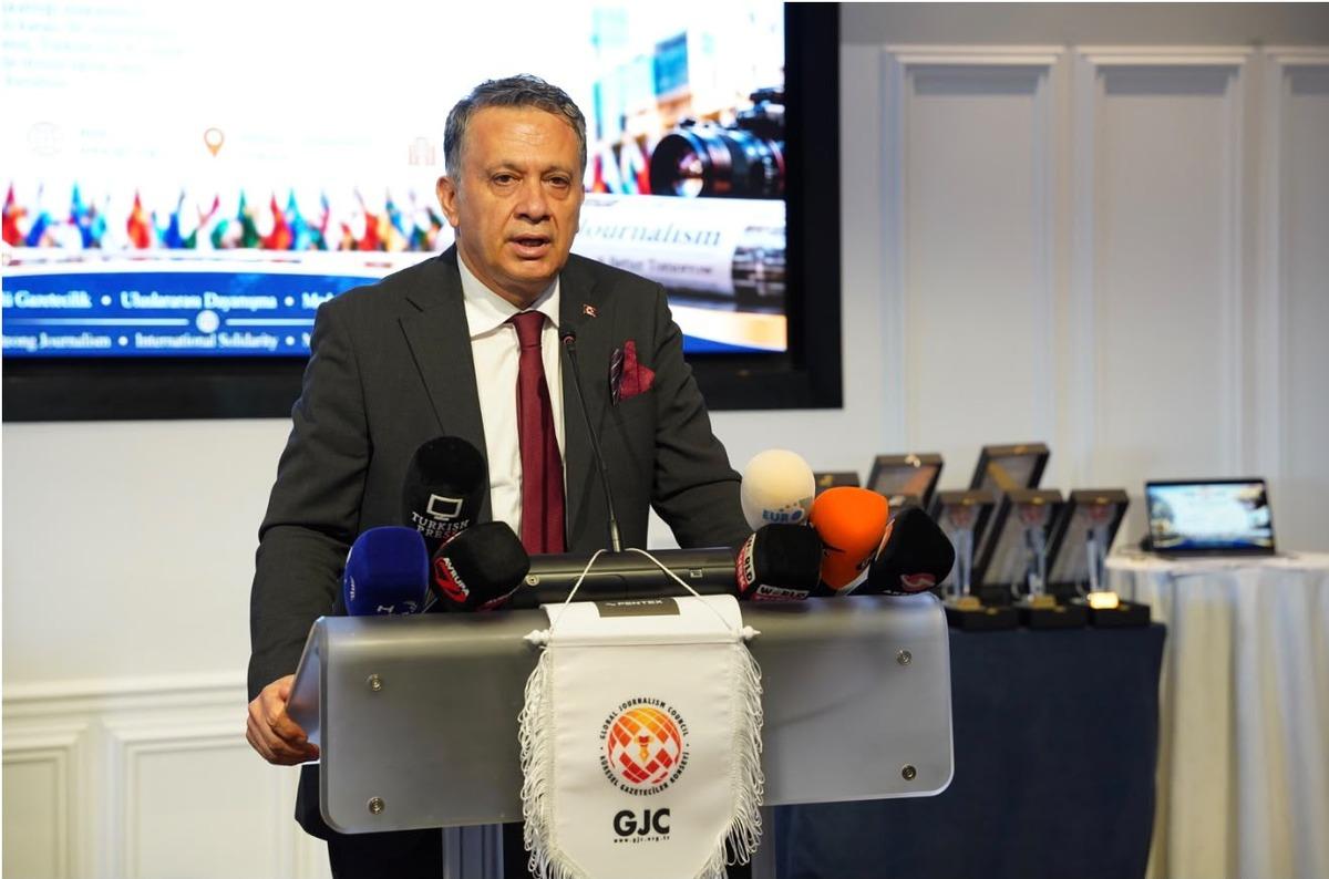 KGK, Londra&rsquo;da dostluk r&uuml;zgarı estirdi 3