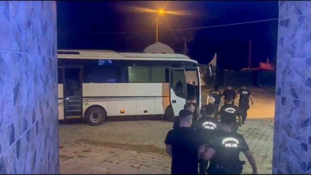 Mersin Mut&rsquo;ta gazinolara operasyon: 22 tutuklama 2