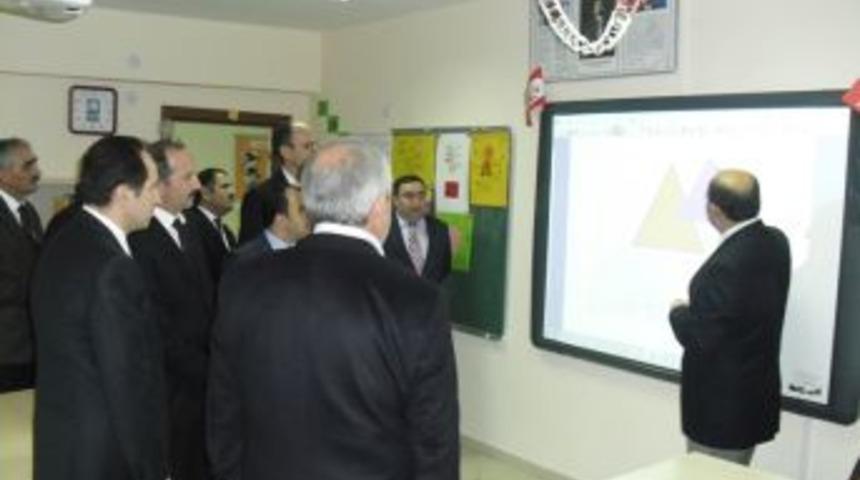 Vali Kalkan: Menderes Koleji Artvin eğitimine ciddi fayda sağlayacak