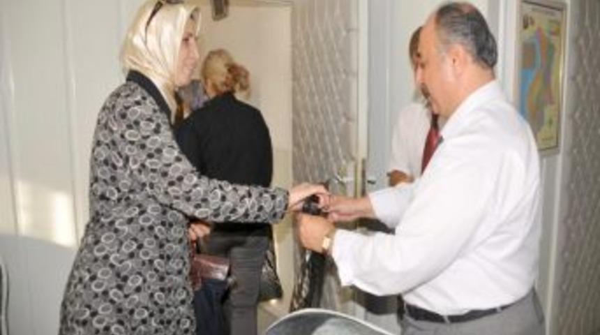 AK Partili Kadınlar Hatay M&uuml;ft&uuml;s&uuml; Sinanoğlu'nu ziyaret etti