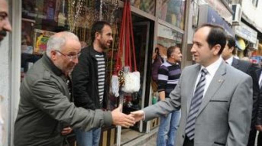 Vali Kalkan Murgul'da incelemelerde bulundu