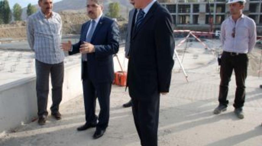 Vali &Ccedil;ınar: Devlet b&uuml;t&uuml;n imkanlarını halkı i&ccedil;in seferber ediyor