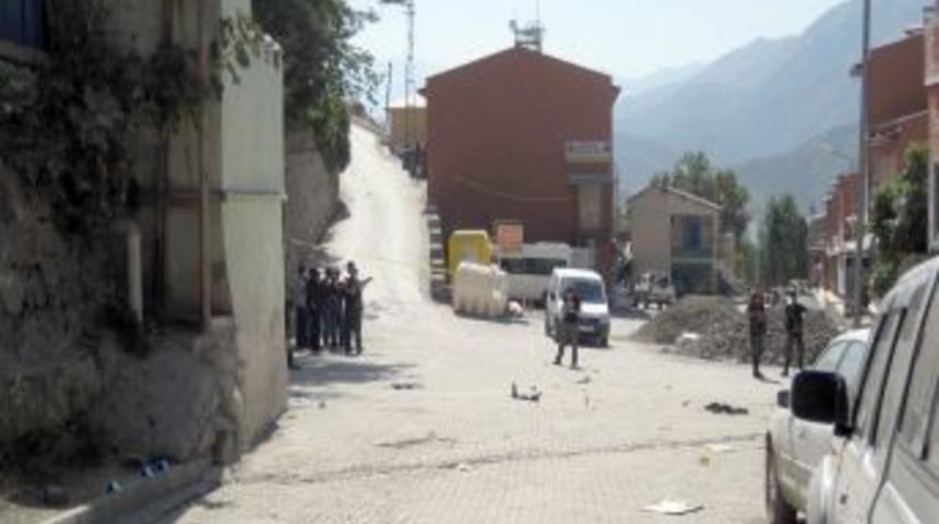 Ter&ouml;r &ouml;rg&uuml;t&uuml; Şemdinli İl&ccedil;e Jandarmayı havaya u&ccedil;urmak istemiş