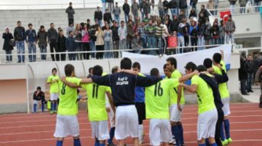 BA&Uuml; Rekt&ouml;rl&uuml;k Kupası'nı Balıkesir Meslek Y&uuml;ksekokulu kazandı