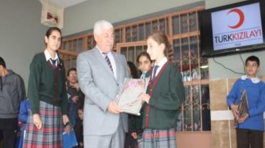 Edremit'te Kızılay Haftası kutlandı