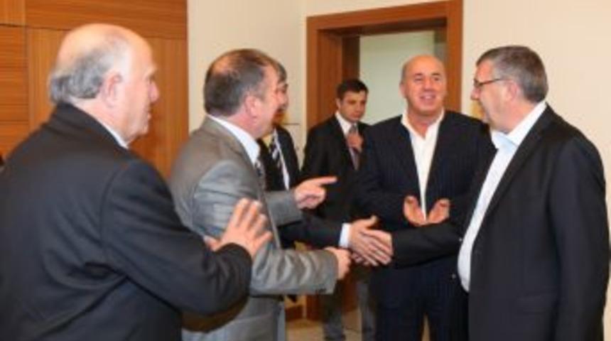 To&ccedil;oğlu:G&uuml;c&uuml;m&uuml;z nispetinde Sakaryaspor'un yanında olacağız