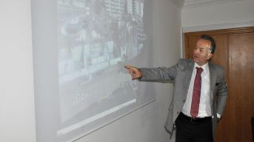 Vali G&uuml;ner, yatırımları mobeseden izliyor